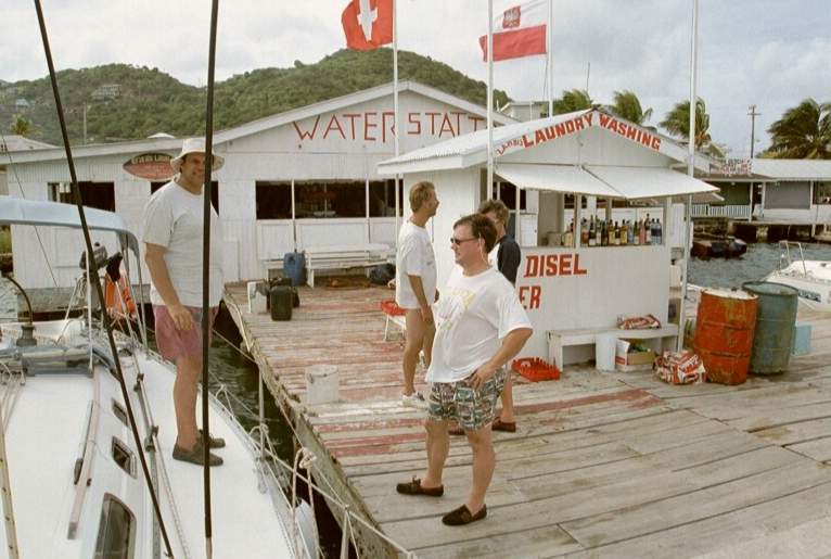 An der Pier der Lambi Bar